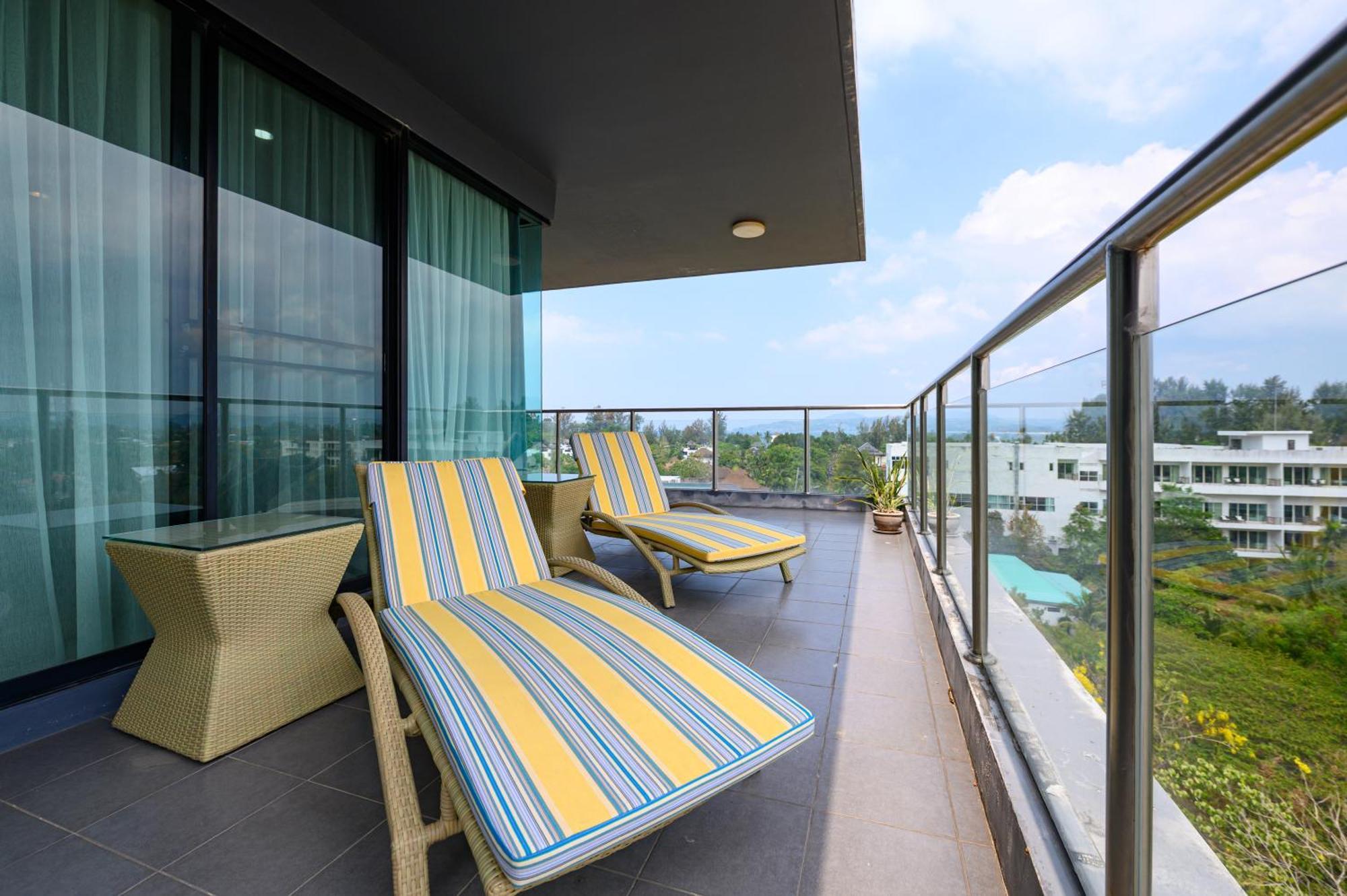 6Th Avenue Surin Beach Exteriör bild